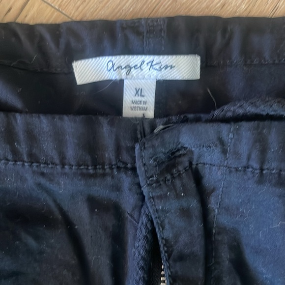 Angel Kiss Cargo Pants - Picture 2 of 3